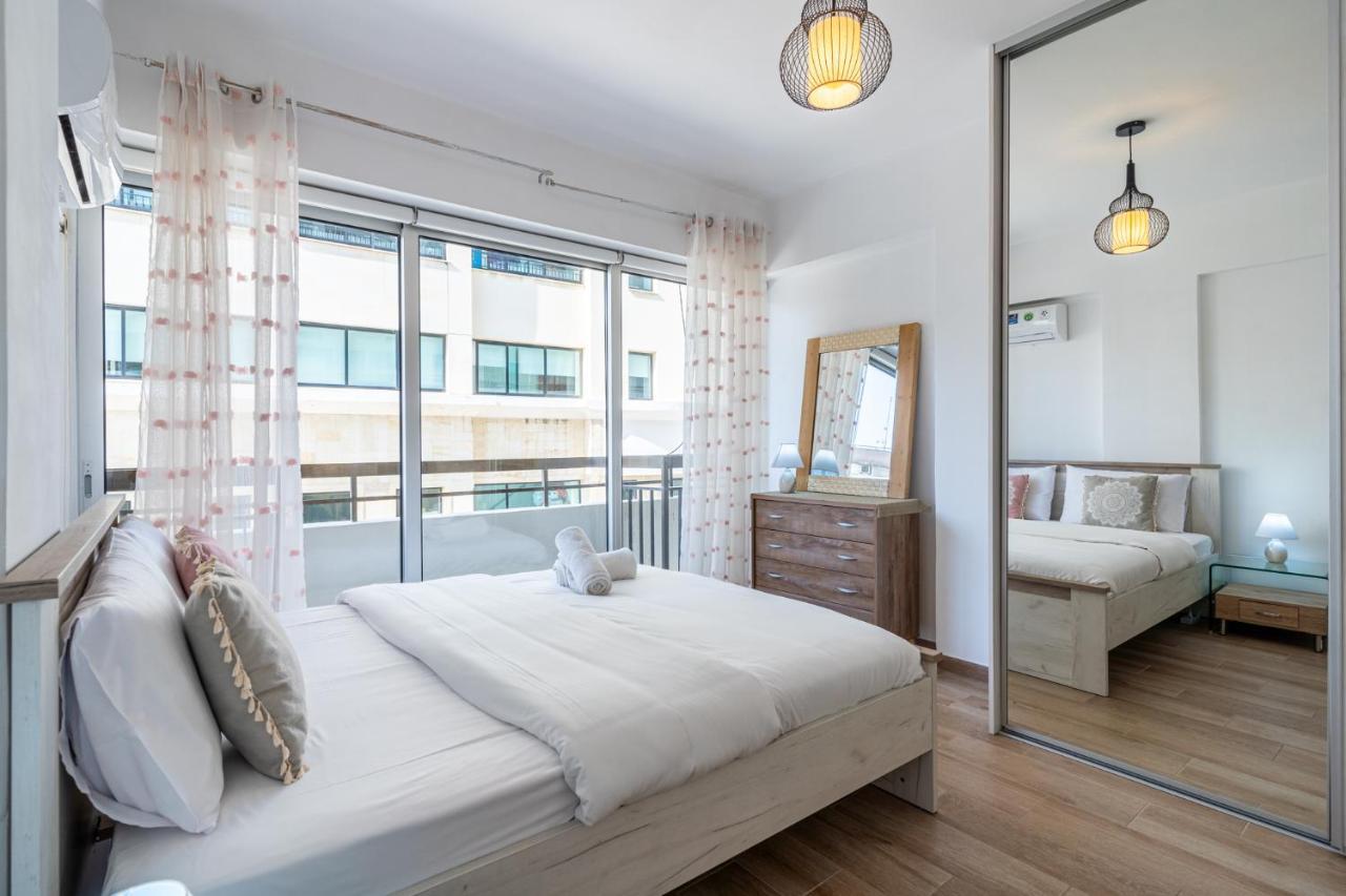 Berries 1-Br Apt In לרנקה מראה חיצוני תמונה