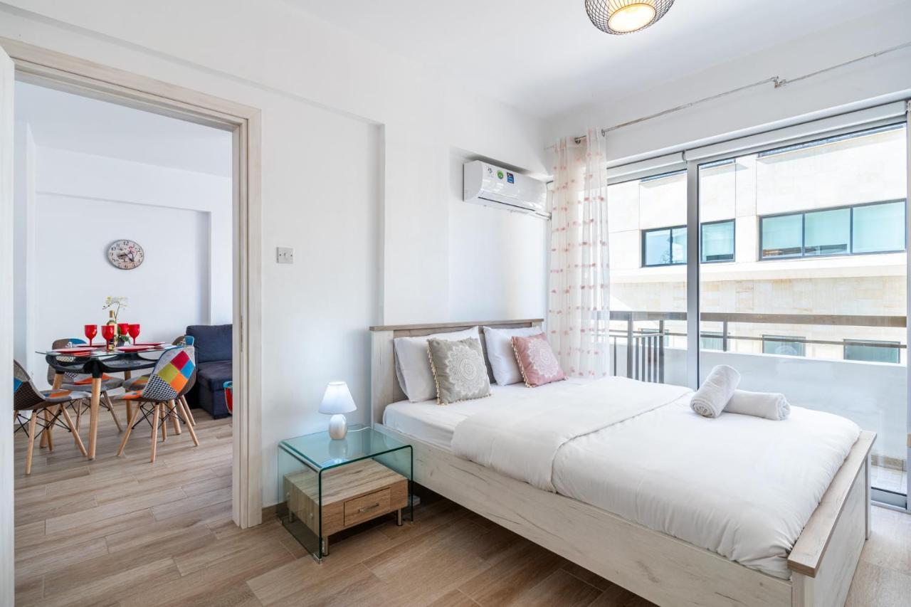Berries 1-Br Apt In לרנקה מראה חיצוני תמונה