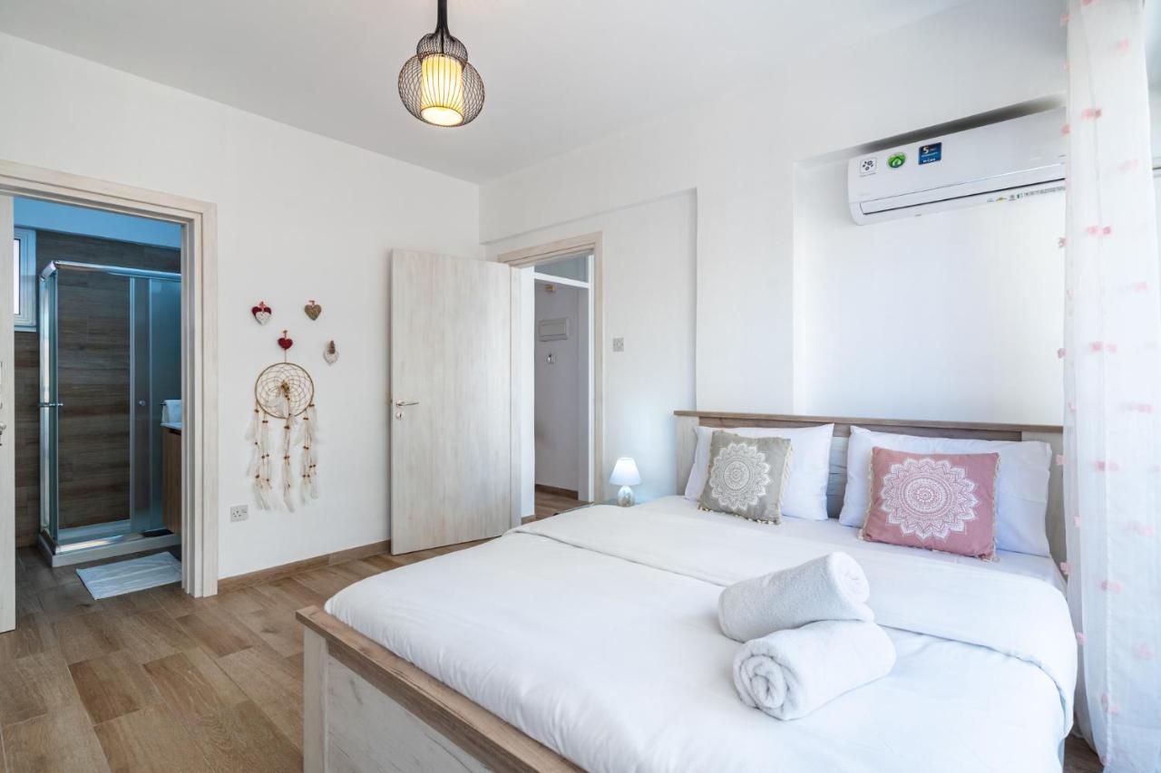 Berries 1-Br Apt In לרנקה מראה חיצוני תמונה